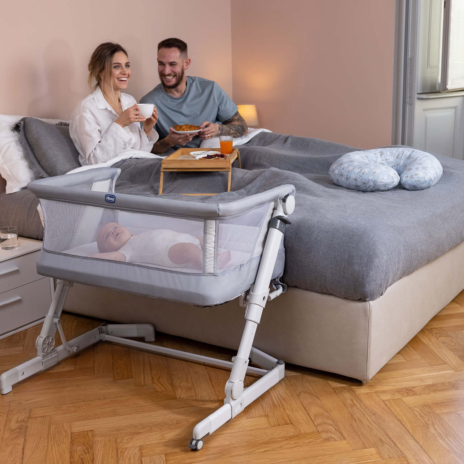 Chicco Next2Me Original, Grey  Side-Sleeping Crib, Adjustable