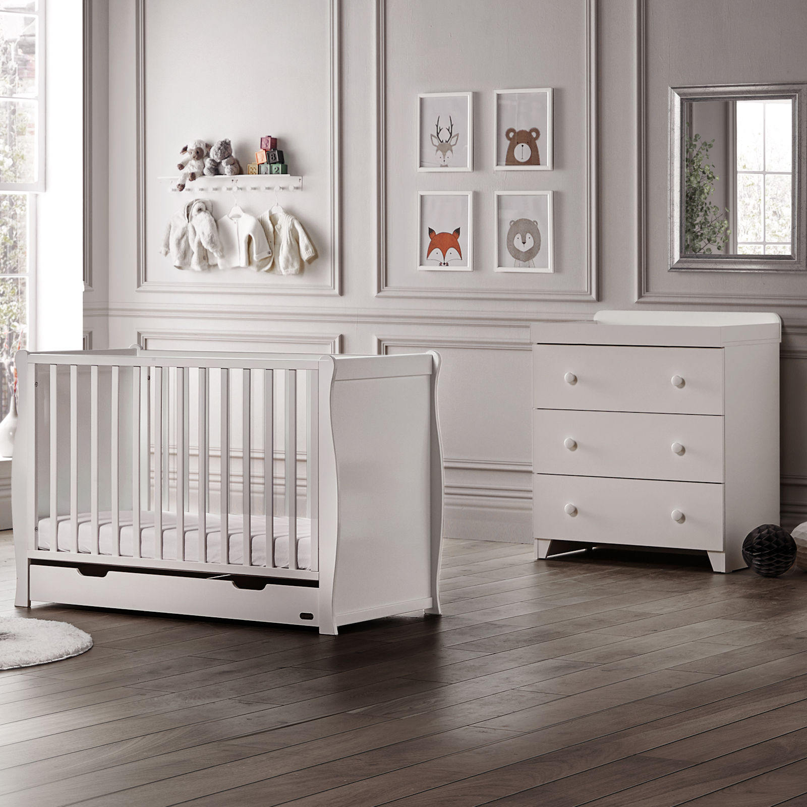 Puggle Chelford Sleigh Cot 4 Piece Nursery Furniture Set - White