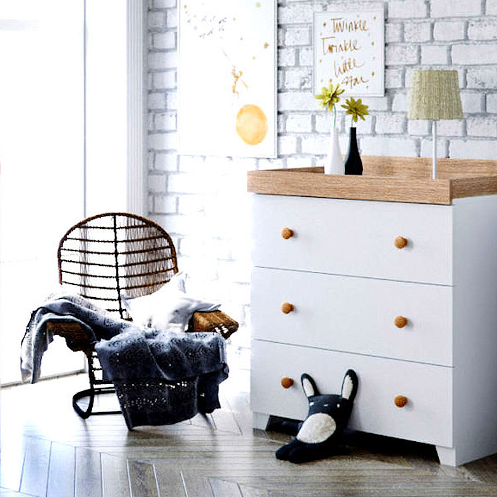 Little Acorns Classic Milano Dresser &amp; Changing Table - White &amp; Oak