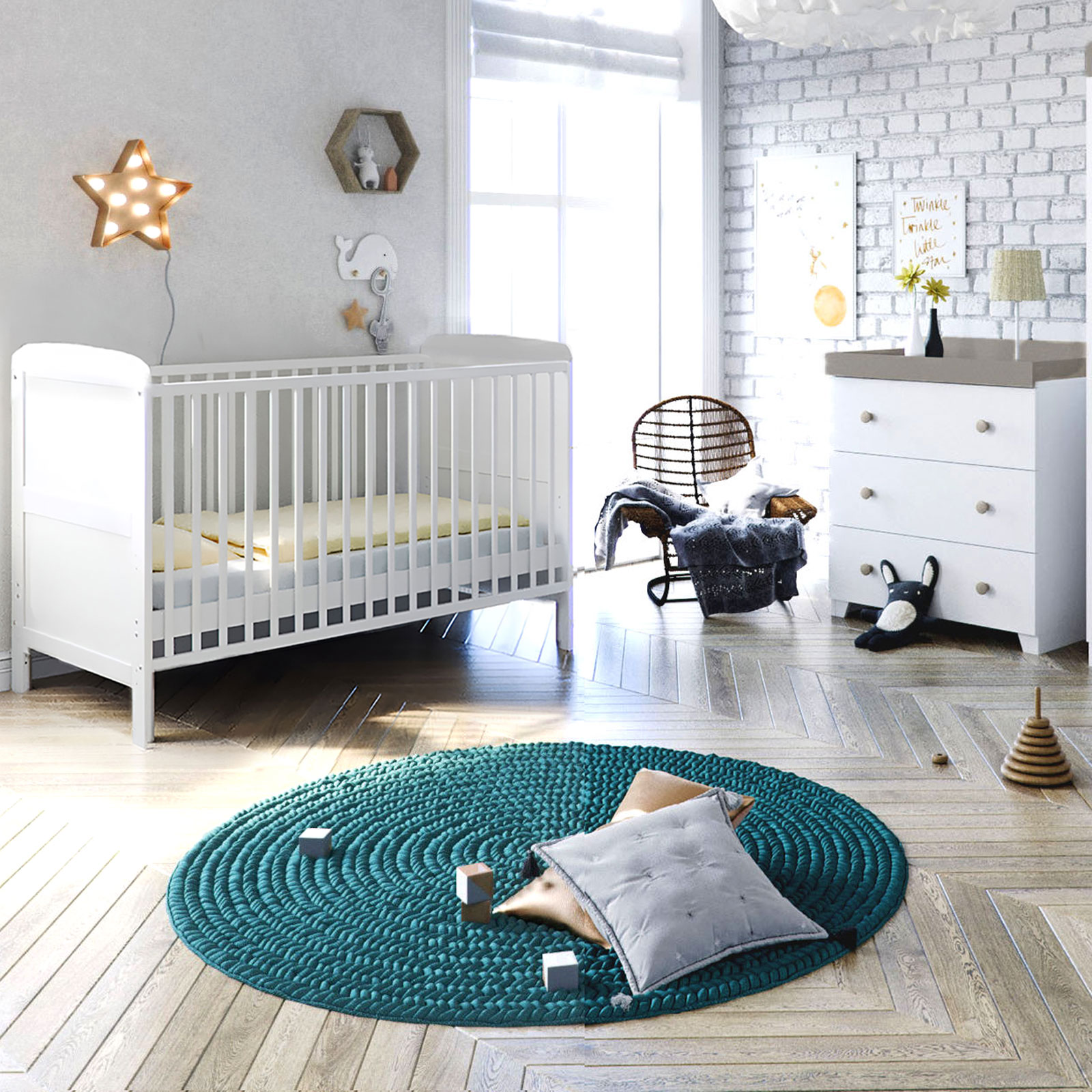 Puggle Henbury Cot Bed 4 Piece Nursery Furniture Set With Maxi Air Cool Mattress - White & Grey