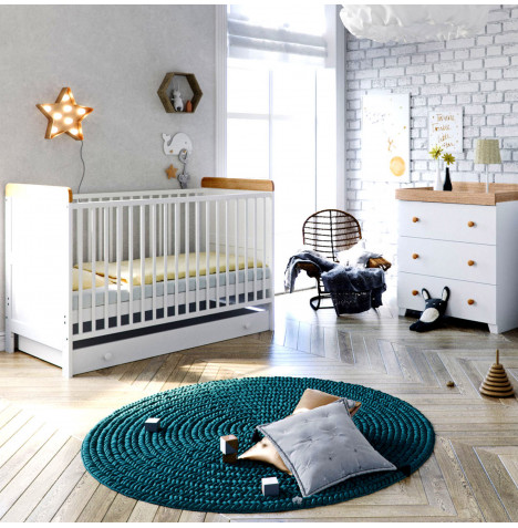 Little Acorns Classic Milano Cot Bed 5 Piece Nursery Furniture Set with Deluxe Foam Mattress - White & Oak