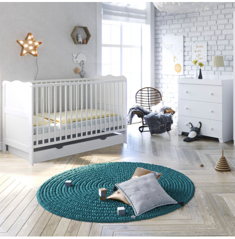 Puggle Henbury Cot Bed 5 Piece Nursery Furniture Set With Deluxe Eco Fibre Mattress   - Classic White