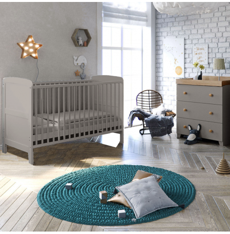 Puggle Henbury Cot Bed 4 Piece Nursery Furniture Set With Deluxe 5inch Maxi Air Cool Mattress  - Grey & Oak