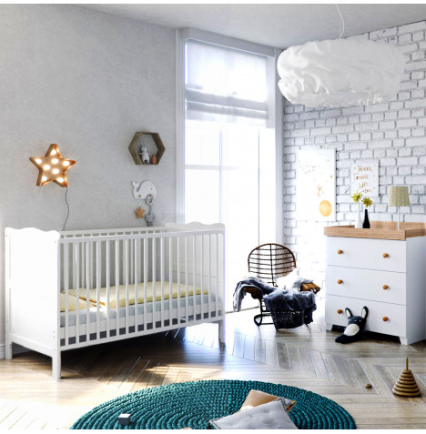  Puggle Henbury Cot Bed 4 Piece Nursery Furniture Set With Deluxe Eco Fibre Mattress  - White & Oak