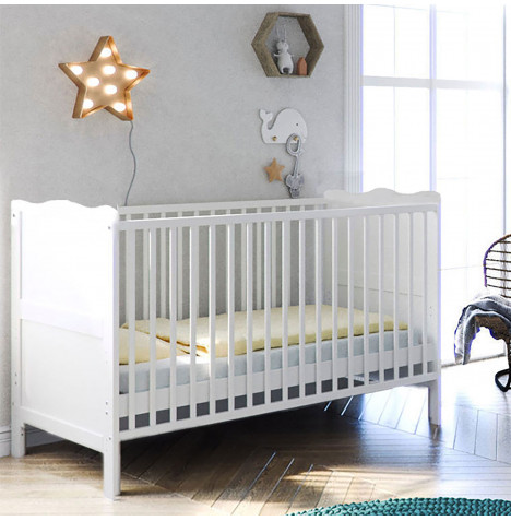 Puggle Henbury Cot Bed With Eco Fibre Mattress - White