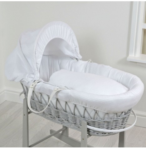 4baby Deluxe Padded Grey Wicker Moses Basket - White Waffle