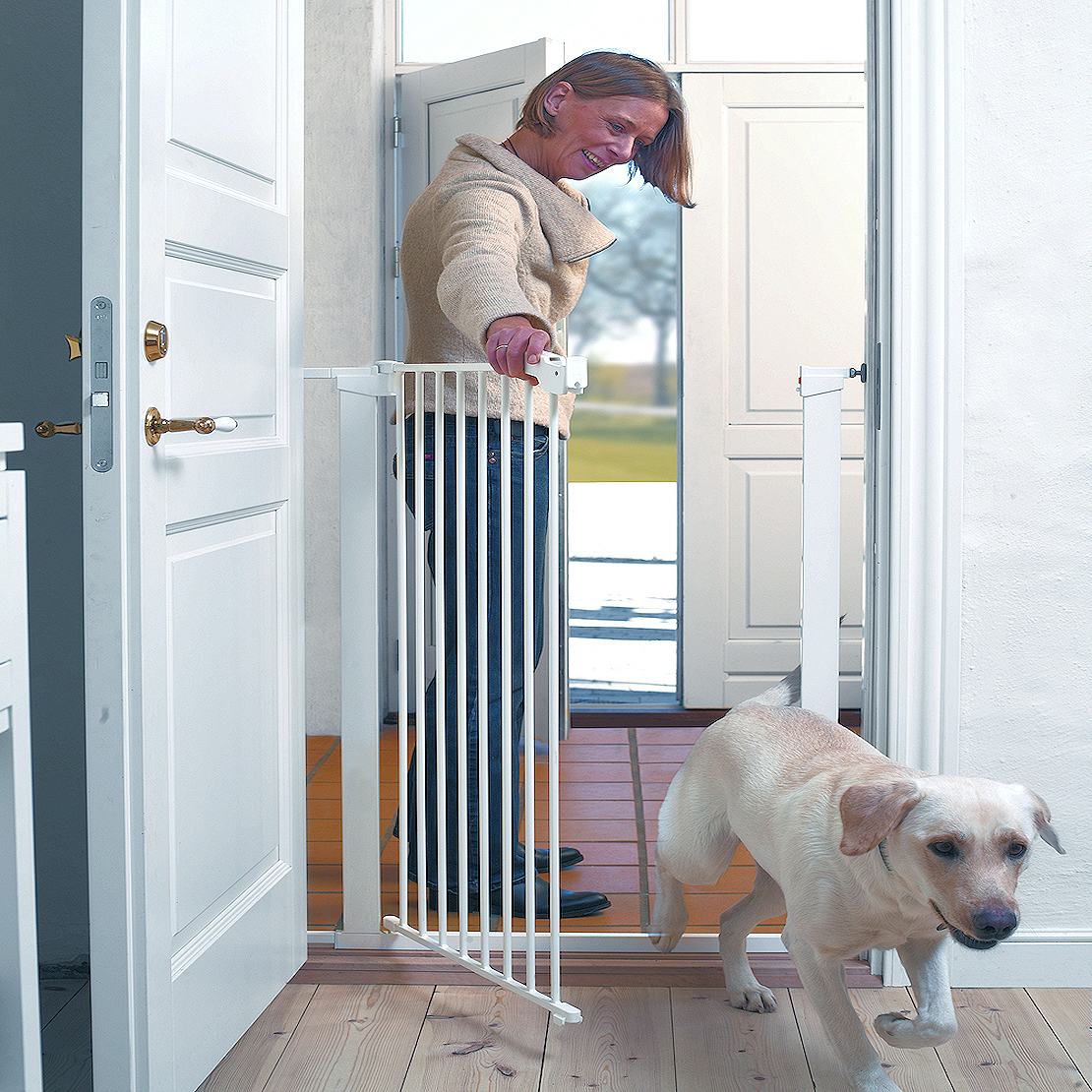 NEW BABYDAN PET OR BABY EXTRA TALL SAFETY STAIR GATE